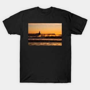 December dawn in Northumberland T-Shirt